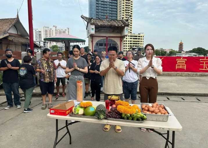 เลขหางประทัด จตุรงค์ หลังบวงสรวงภาพยนตร์เรื่องใหม่16 5 66 -1